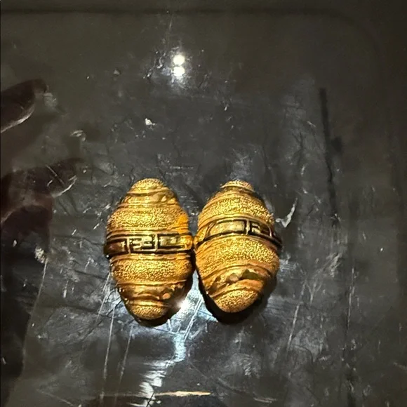 Authentic Vintage Fendi Gold-Tone Clip‑On Oval Earrings with Greek Key Detail - Picture 3 of 7